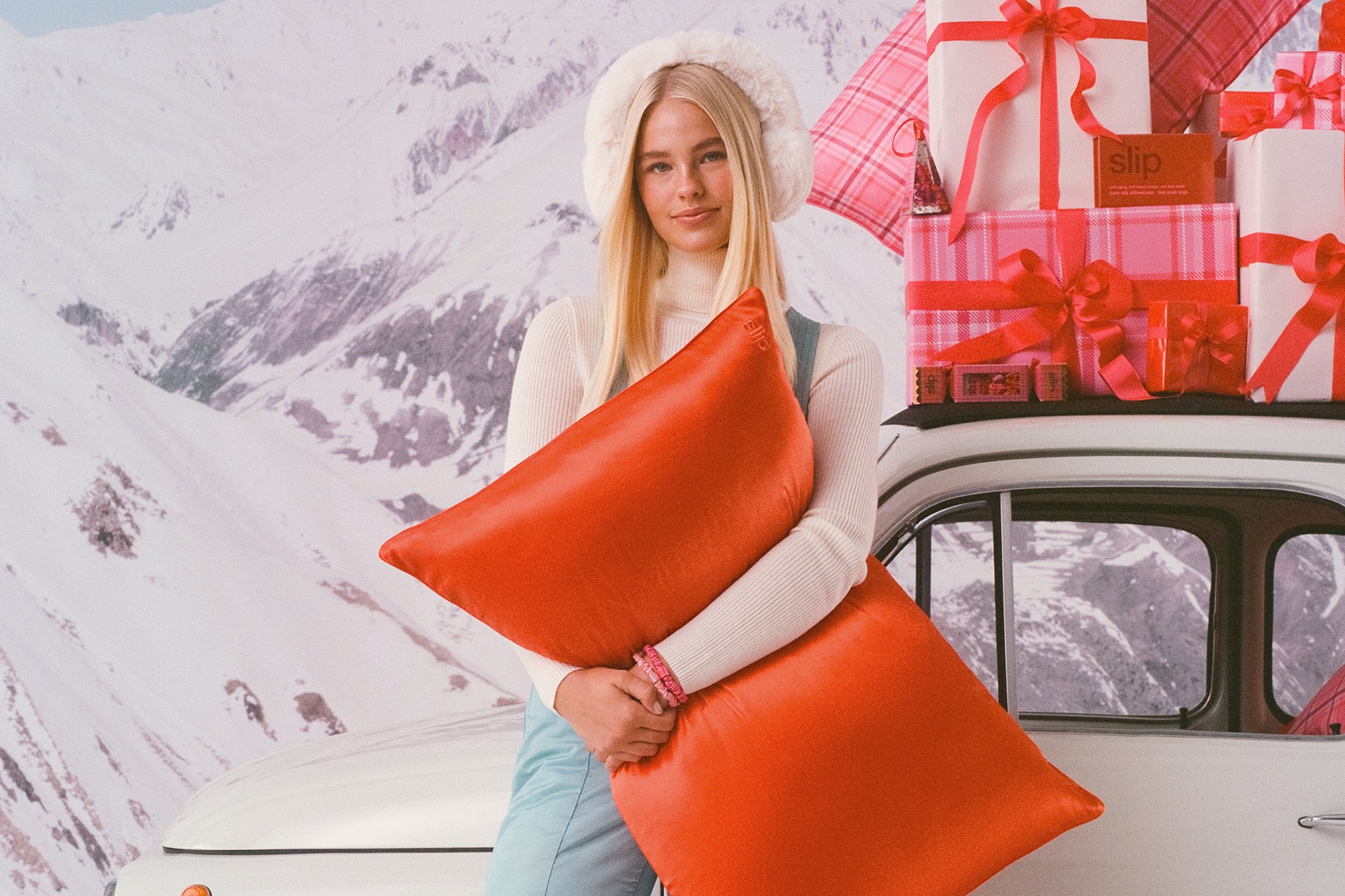 SLIP PURE SILK PILLOWCASE - POPPY - QUEEN - ZIPPERED – Slip